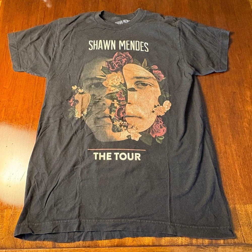 Shawn Mendes The Tour‎ Band Tee 2019 Concert Graphic Shirt Medium